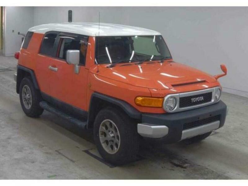 TOYOTA　FJ CRUISER