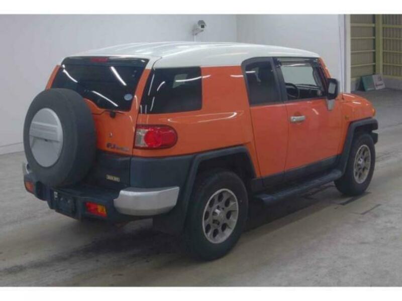 FJ CRUISER-1