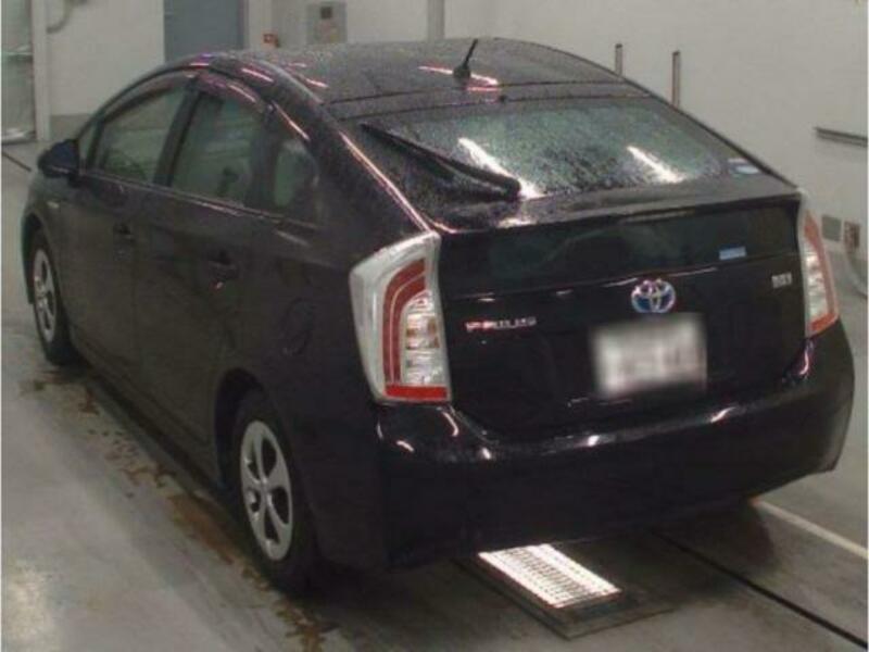 PRIUS-4