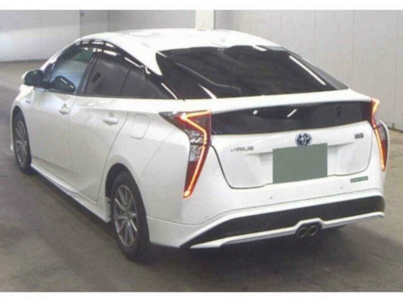 PRIUS-1