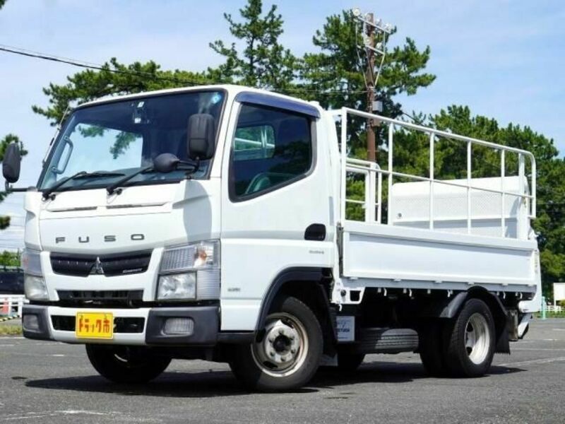 MITSUBISHI　CANTER