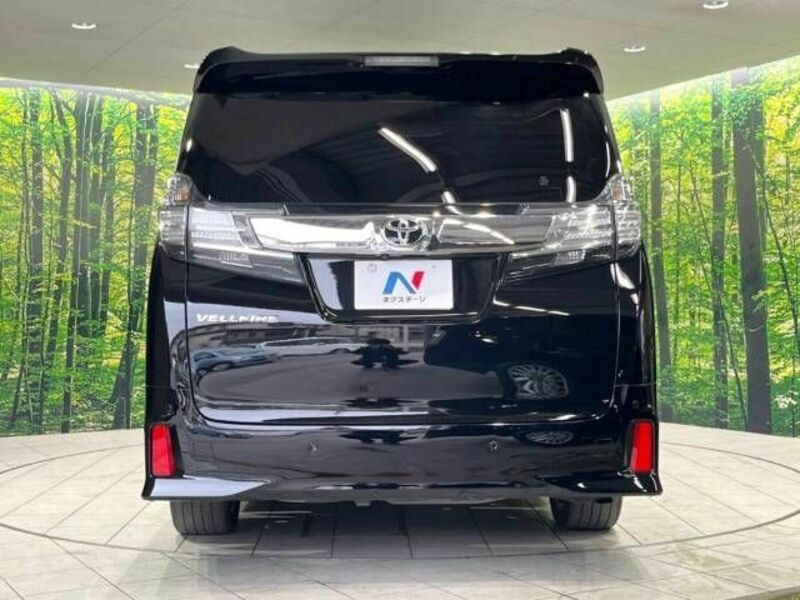 VELLFIRE-16