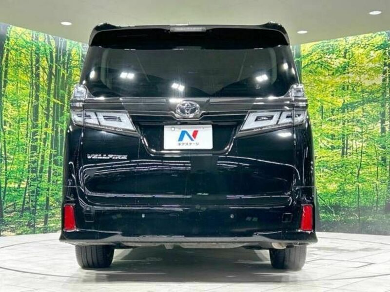 VELLFIRE-16