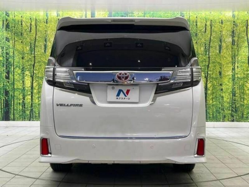 VELLFIRE-15