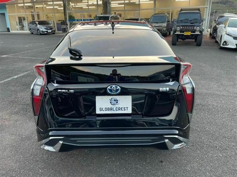 PRIUS-9