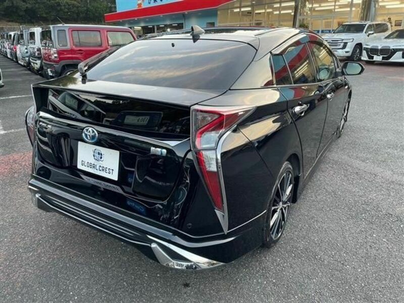 PRIUS-10