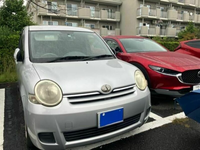 TOYOTA　SIENTA