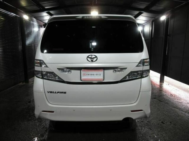 VELLFIRE-5