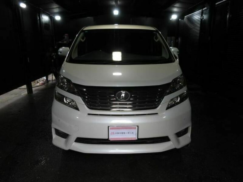 VELLFIRE-14