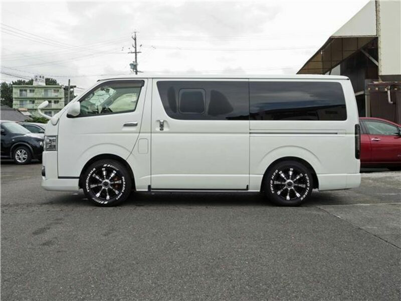 HIACE-13