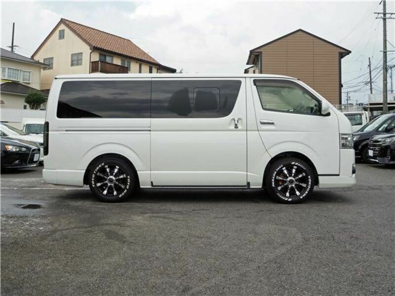 HIACE-15