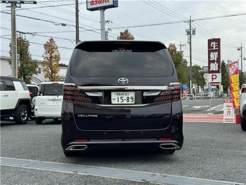 VELLFIRE-10