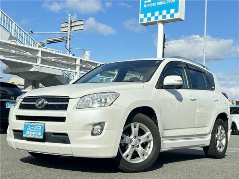 TOYOTA　RAV4