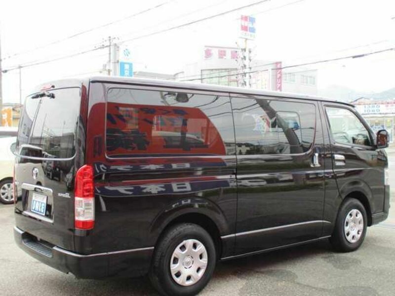 HIACE VAN-7