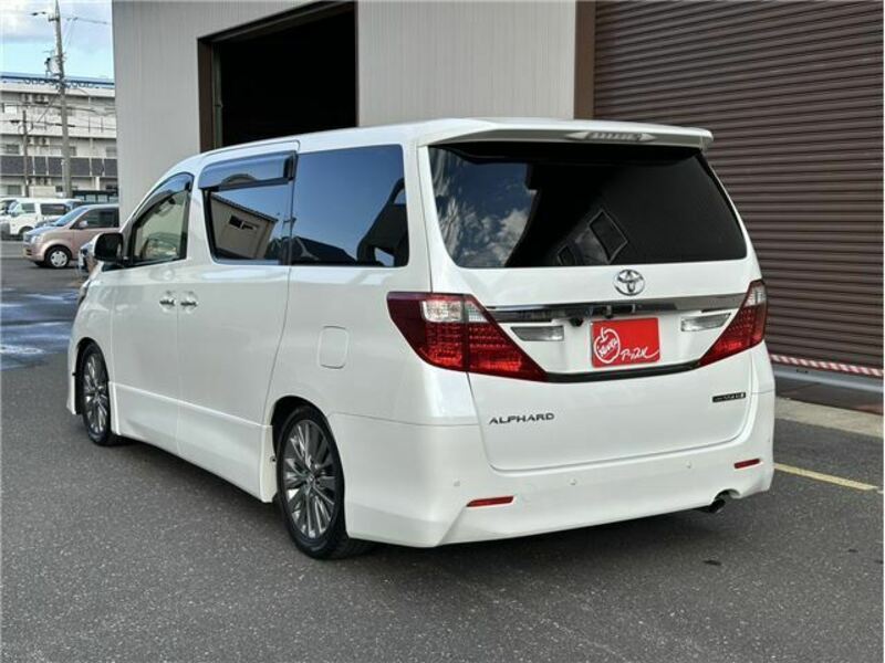 ALPHARD-8