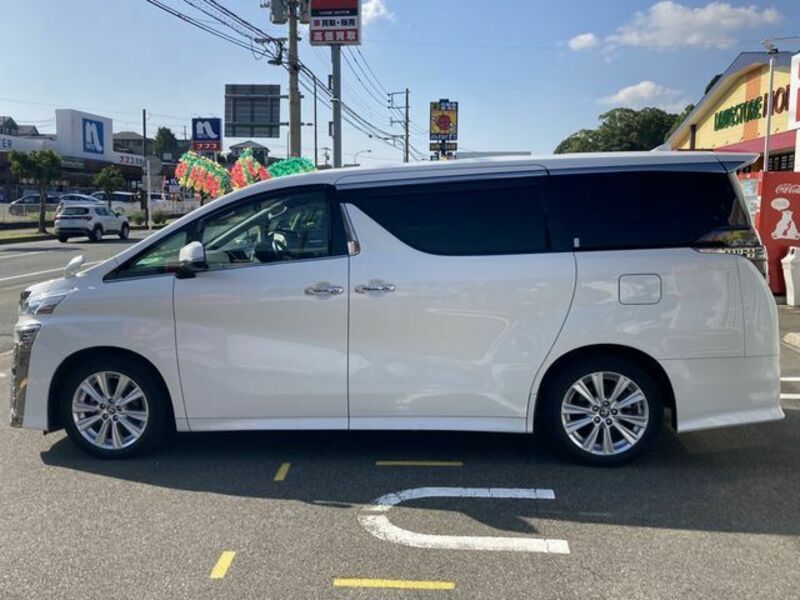 VELLFIRE-28