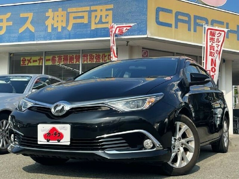 TOYOTA　AURIS