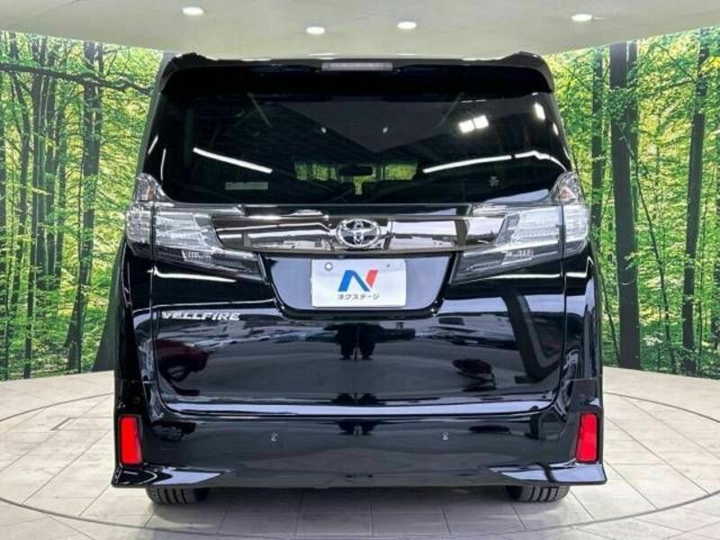 VELLFIRE-15