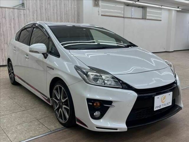 PRIUS-13