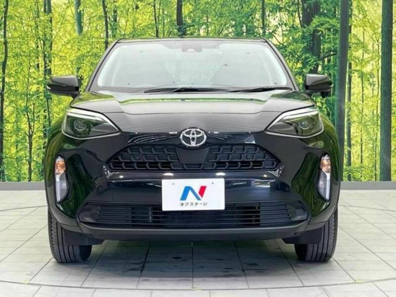 YARIS CROSS-14