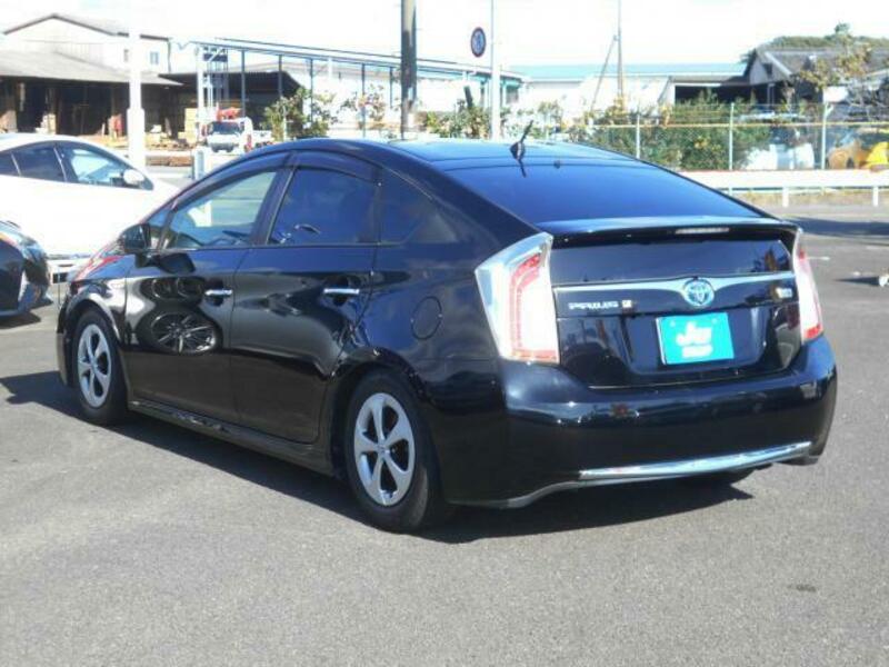 PRIUS-14