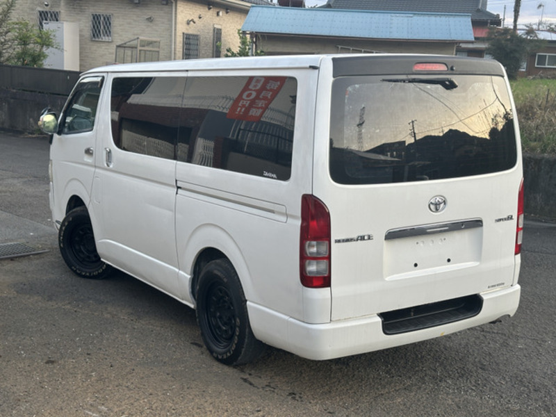 HIACE VAN-1