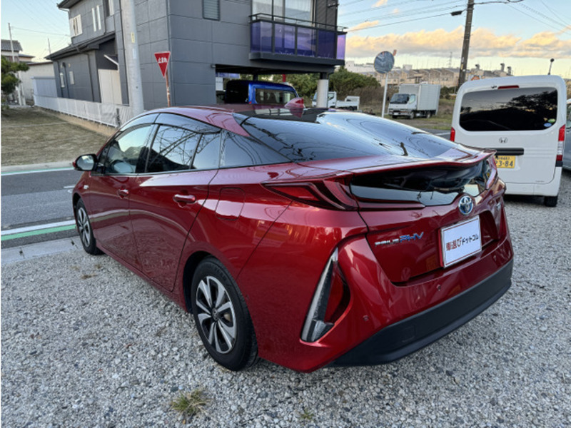 PRIUS PHV-9