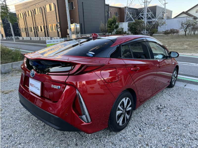 PRIUS PHV-8