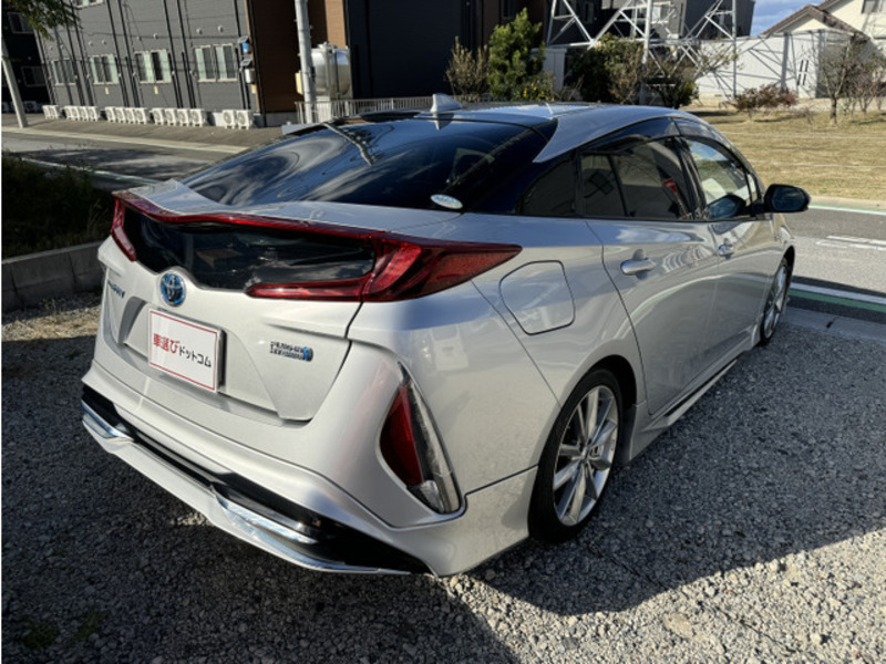 PRIUS PHV-8