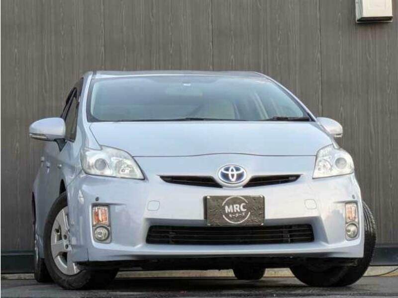 PRIUS-3