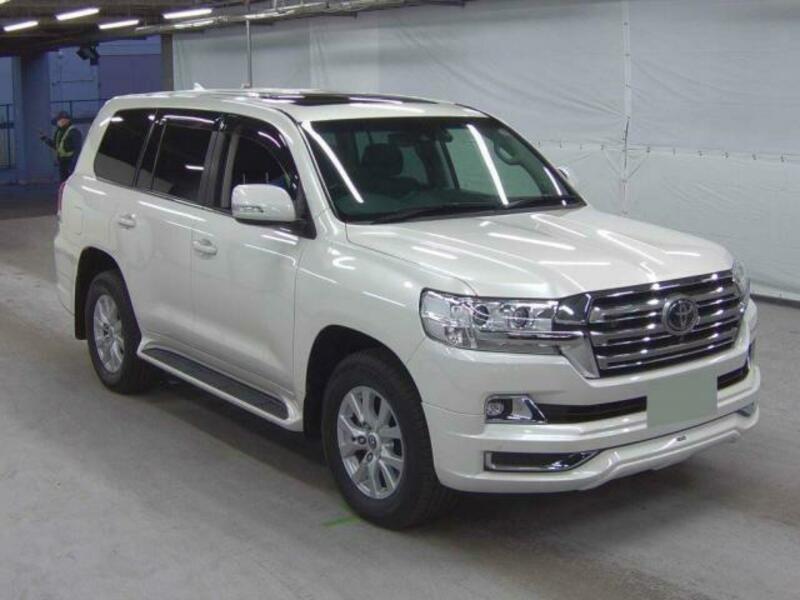 TOYOTA　LAND CRUISER