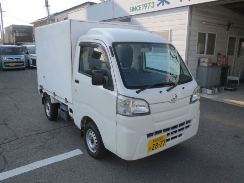 HIJET TRUCK-1