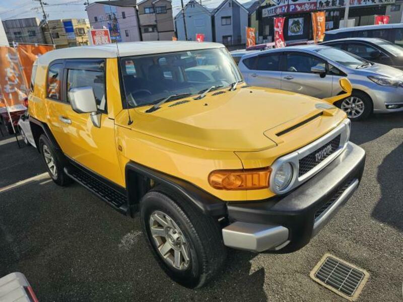 TOYOTA　FJ CRUISER