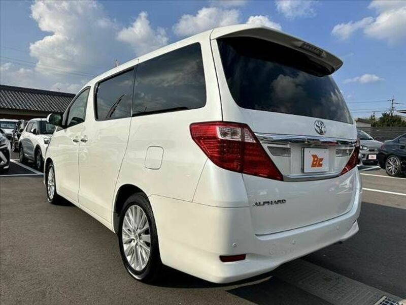 ALPHARD-12