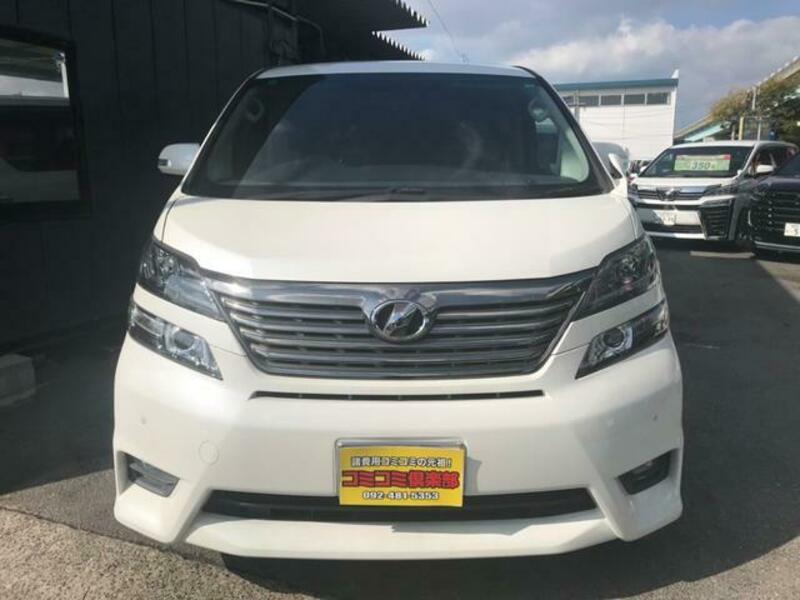 VELLFIRE-15