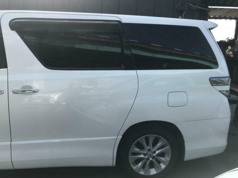 VELLFIRE-8