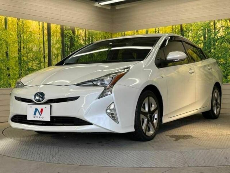 PRIUS-16