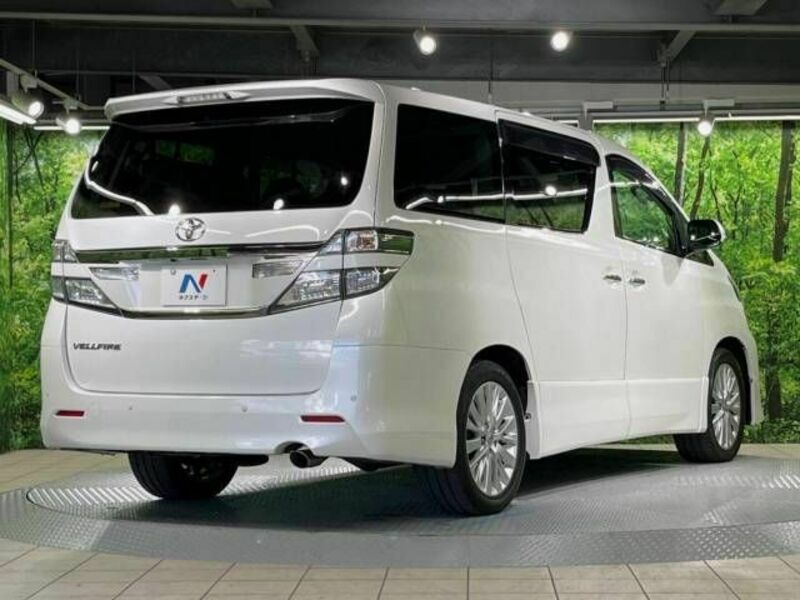 VELLFIRE-18