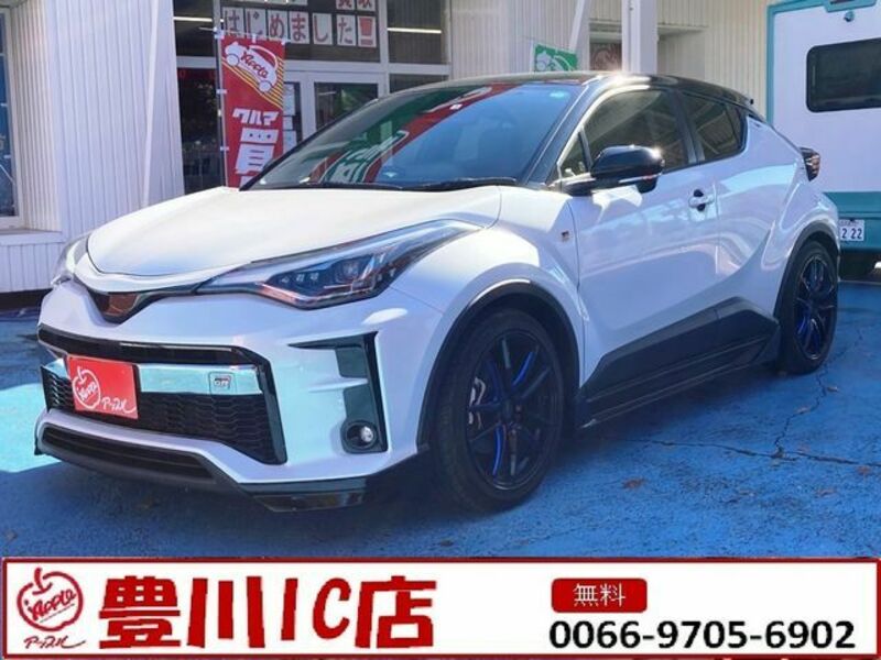 TOYOTA　C-HR