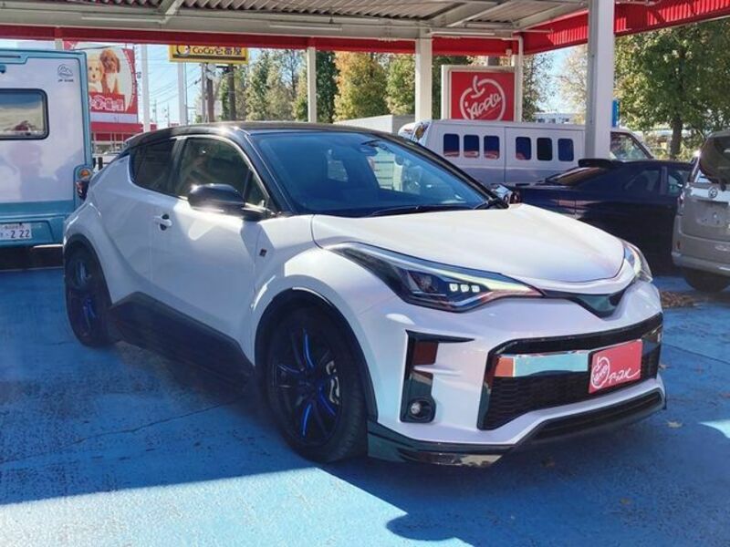 C-HR-15