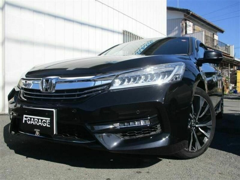 HONDA　ACCORD HYBRID