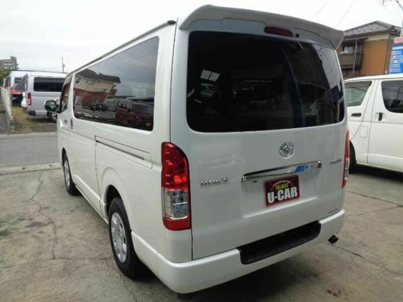 HIACE VAN-6