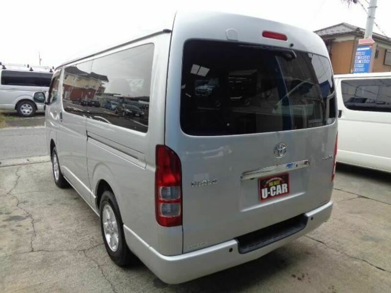 HIACE VAN-6