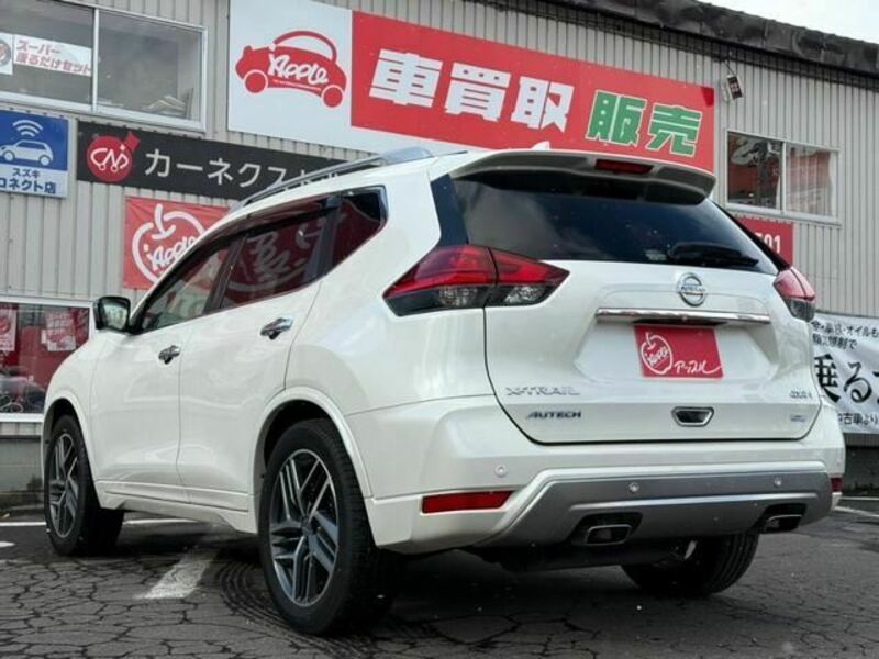 X-TRAIL-1