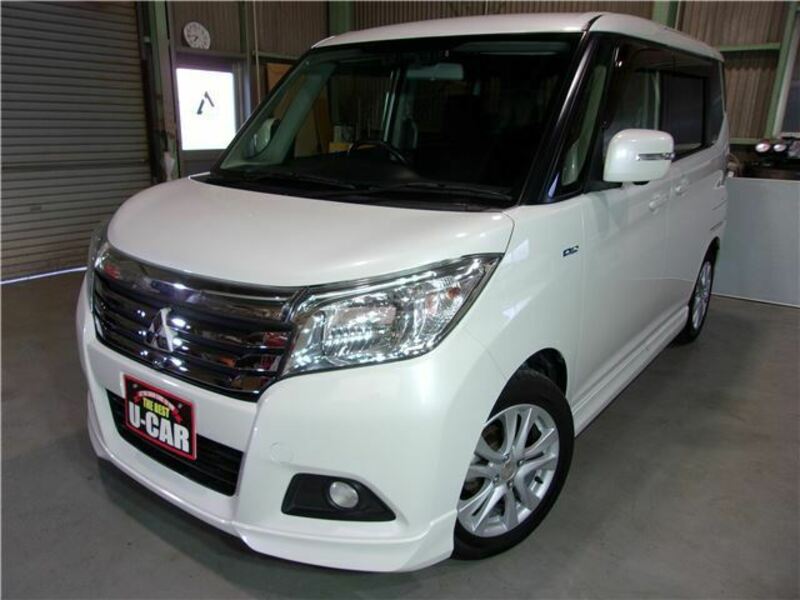 MITSUBISHI　DELICA D2