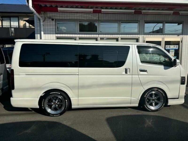 HIACE VAN-6