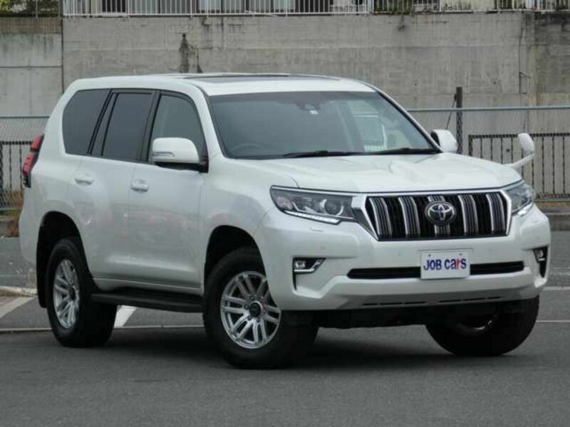 TOYOTA　LAND CRUISER PRADO