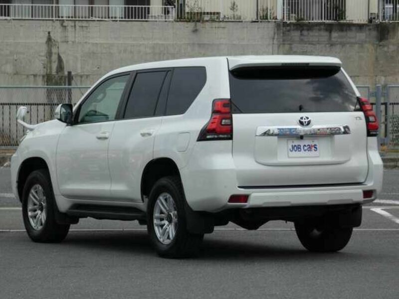 LAND CRUISER PRADO-13