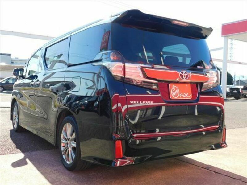 VELLFIRE-8