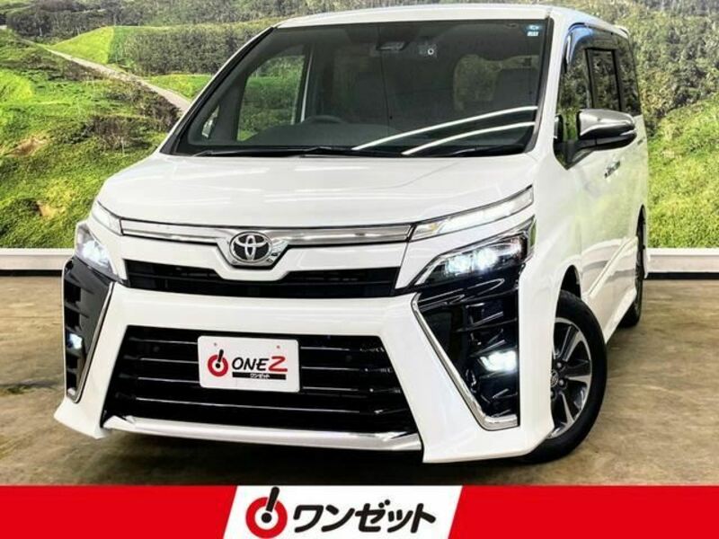 TOYOTA　VOXY